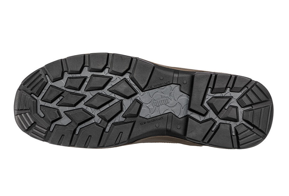 Podeszwa gumowa SRC butów Puma Sierra Nevada Mid S3 - widok od spodu z agresywnym bieżnikiem