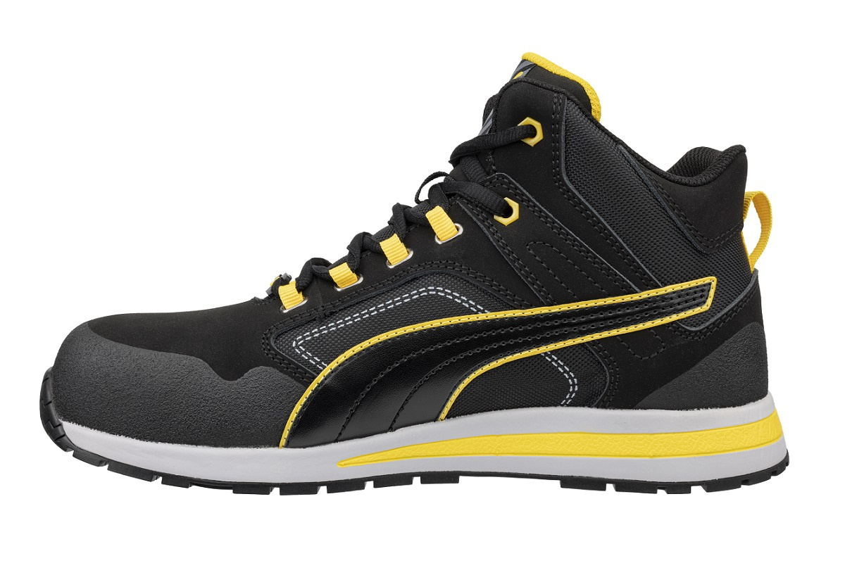 Buty robocze Puma Crosstwist Black SB 63.313.0 - zewnętrzna część cholewki z żółtymi przeszyciami i logotypem Puma