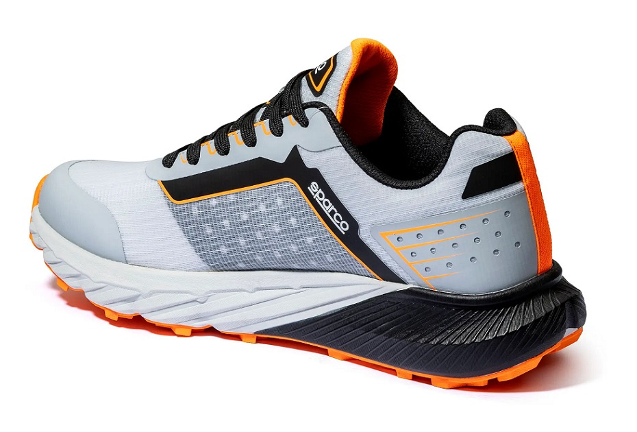 Buty Sparco Salou S-Park O1 BTB0007BOE430 widok z tyłu i z boku cholewki